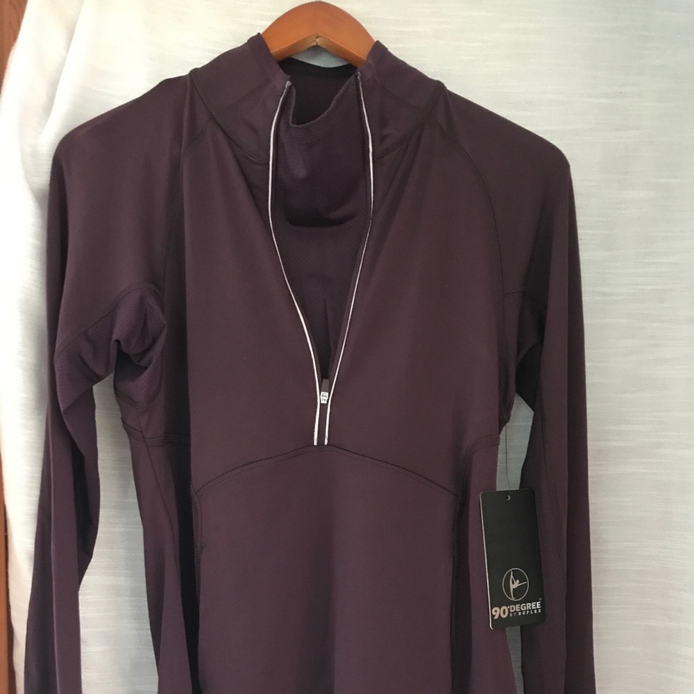 ‼️SOLD‼️ 90 Degree high performance half zip jacket